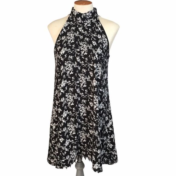 Altar'd State Black and White Floral Dress Size S - Picture 1 of 3